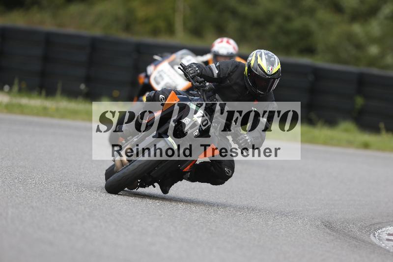 /53 16.09.2025 Track Day Domi Aegerter ADR/Gruppe gruen/70